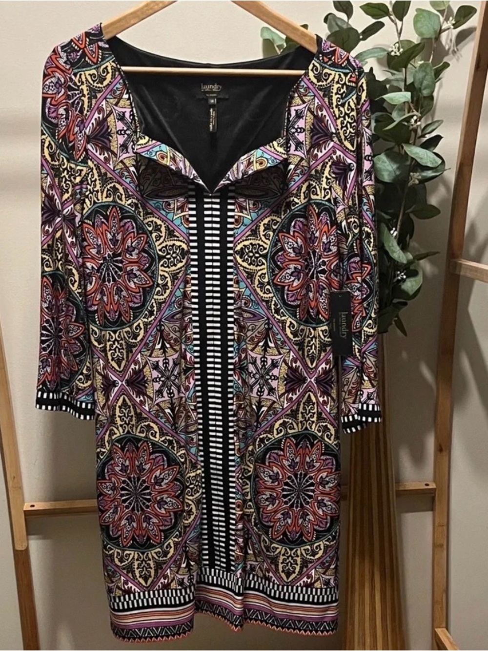 NWT Laundry By Shelli Segal Multicolor Geometric Medallion Shift Dress